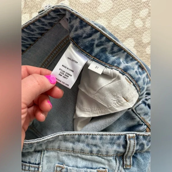 Altar’d State size 31 reg baggy high waist jeans - Picture 5 of 12